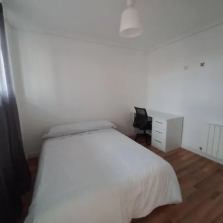 En Soleado Y Con Terraza. Apartmán