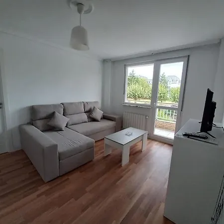 En Soleado Y Con Terraza. * Santander