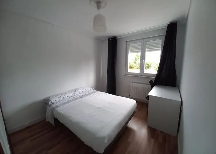 Apartment En Soleado Y Con Terraza. *